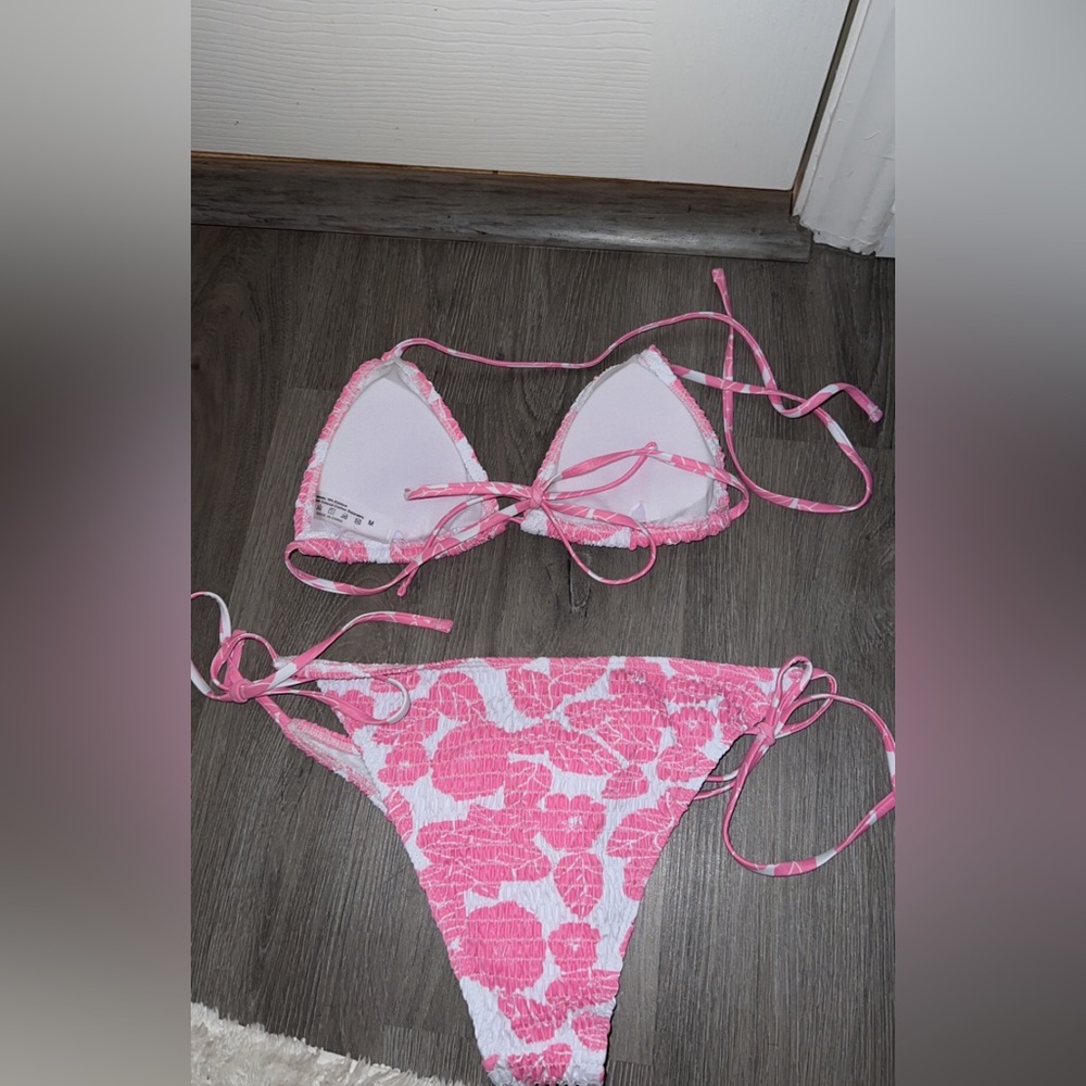 Pink Tropical Flower Bikini Set - Picture 3 of 3